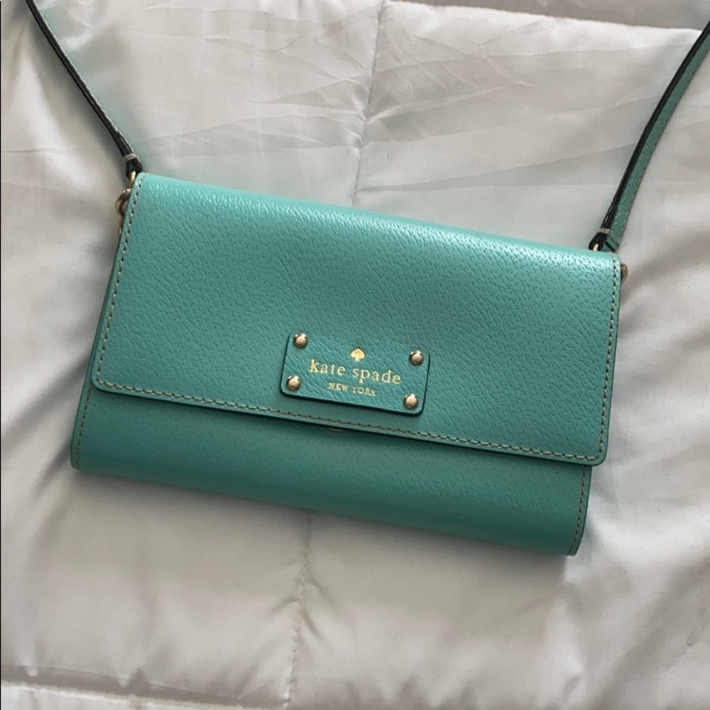 Kate Spade  Crossybody clutch